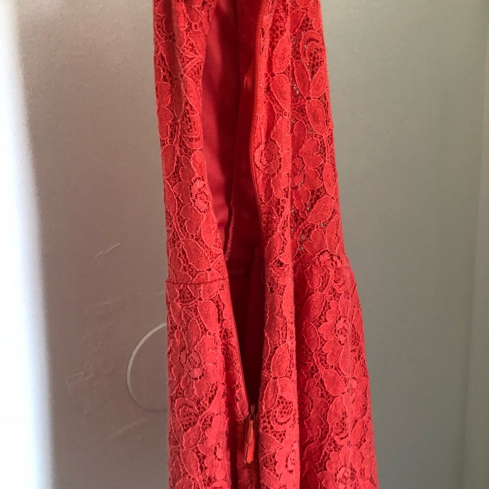 High low dress - Picture 3 of 3